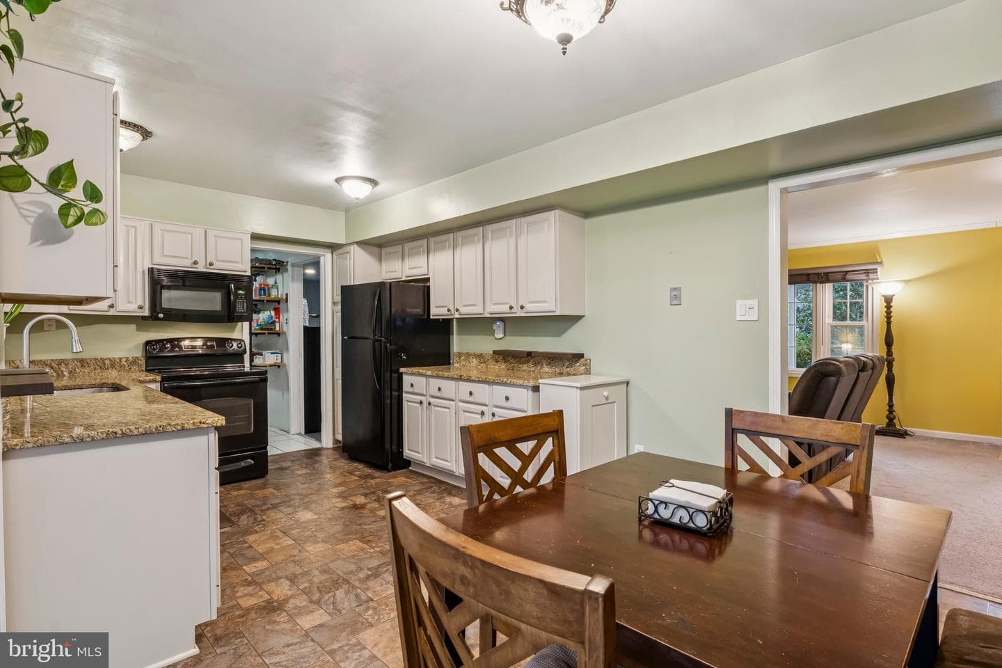 3618 Maroon Lane photo 10
