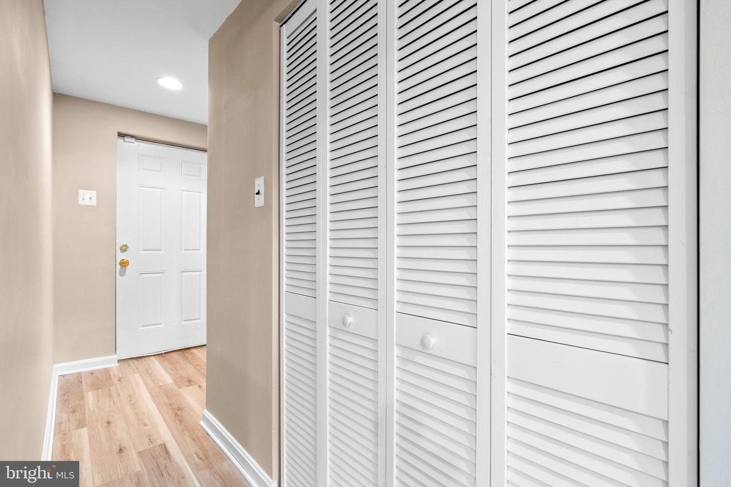 5 Sultan Avenue photo 27