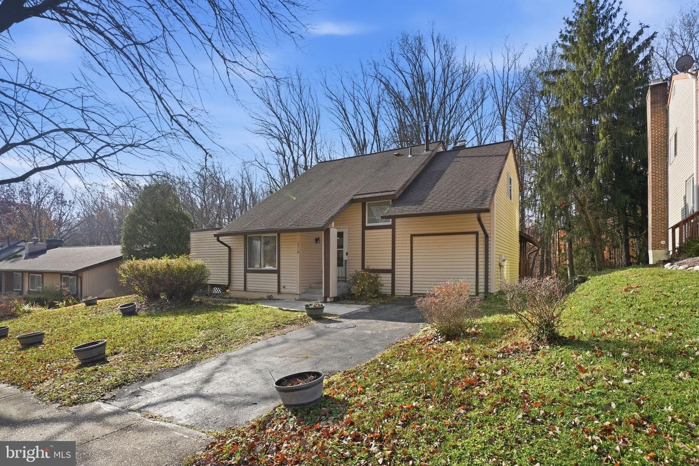 12119 Wheeling Avenue photo 6