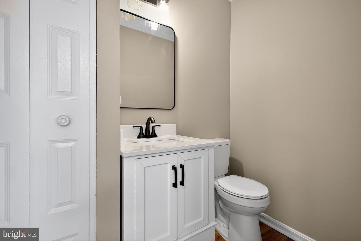 14767 London Lane photo 18