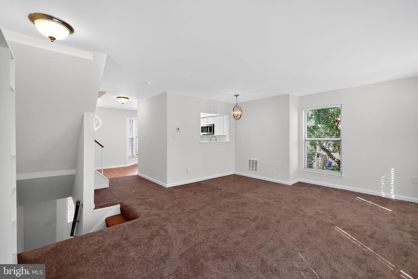 14767 London Lane photo 8