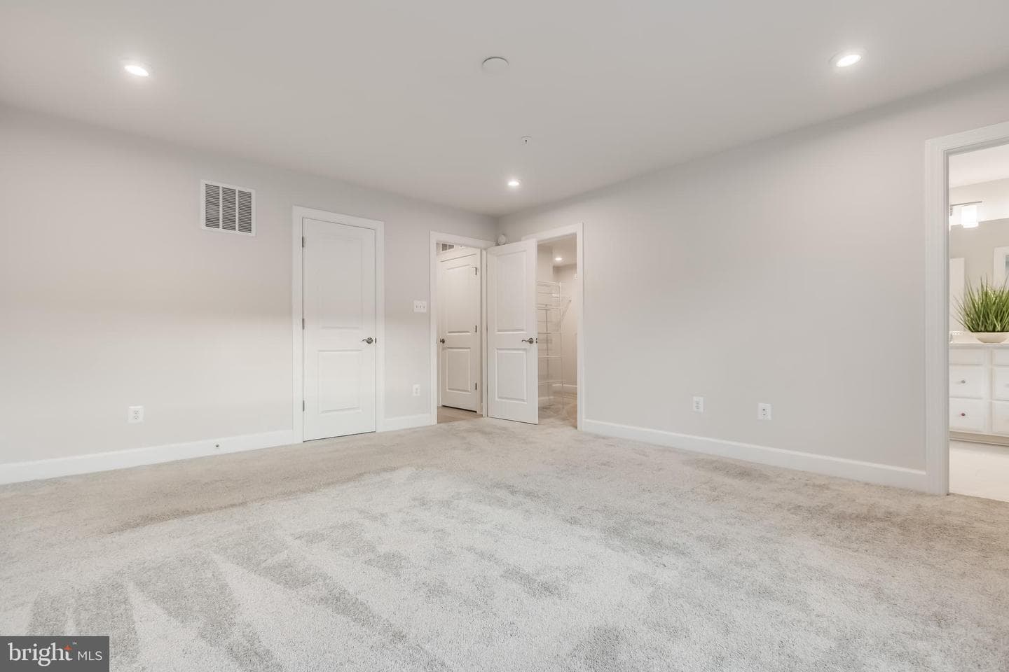 10835 Foxtrot Circle photo 17