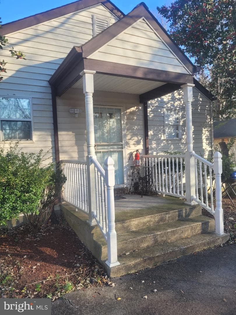 10926 Riverview Road photo 2