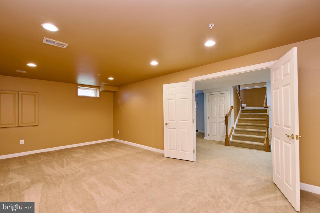 15625 Copper Beech Drive photo 39