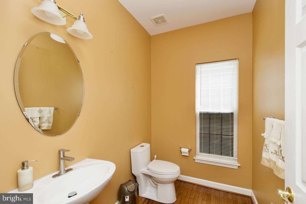 15625 Copper Beech Drive photo 6