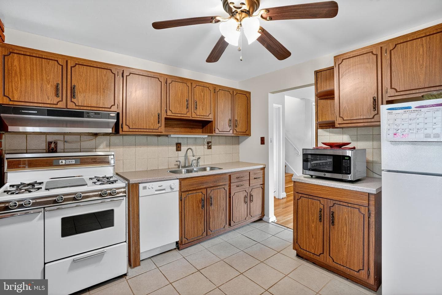 2519 Avalon Place photo 7