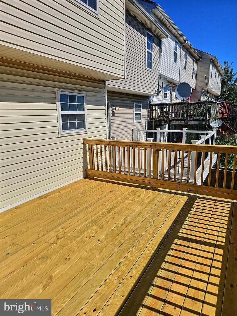 7001 Migliori Court photo 15