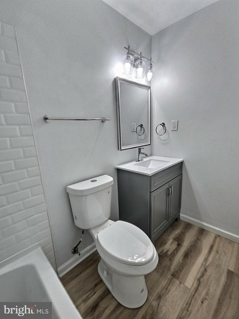 7001 Migliori Court photo 29