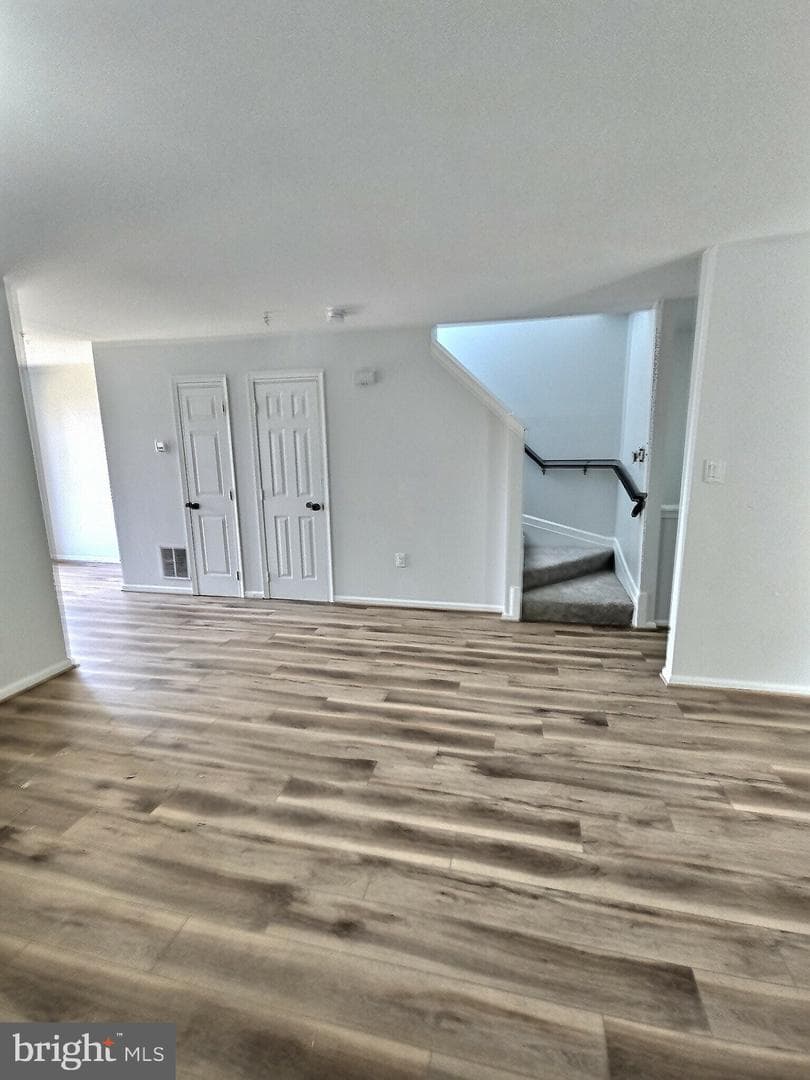 7001 Migliori Court photo 5