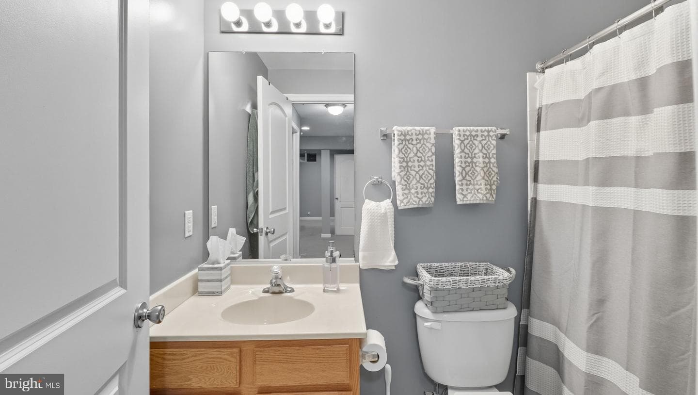 15625 Birmingham Circle photo 43