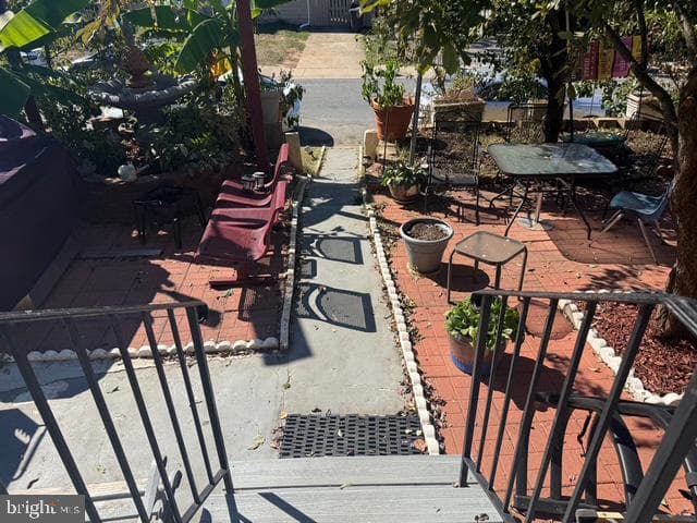 5438 Spring Road photo 7