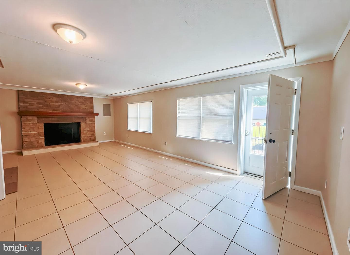 1211 Nova Avenue photo 16