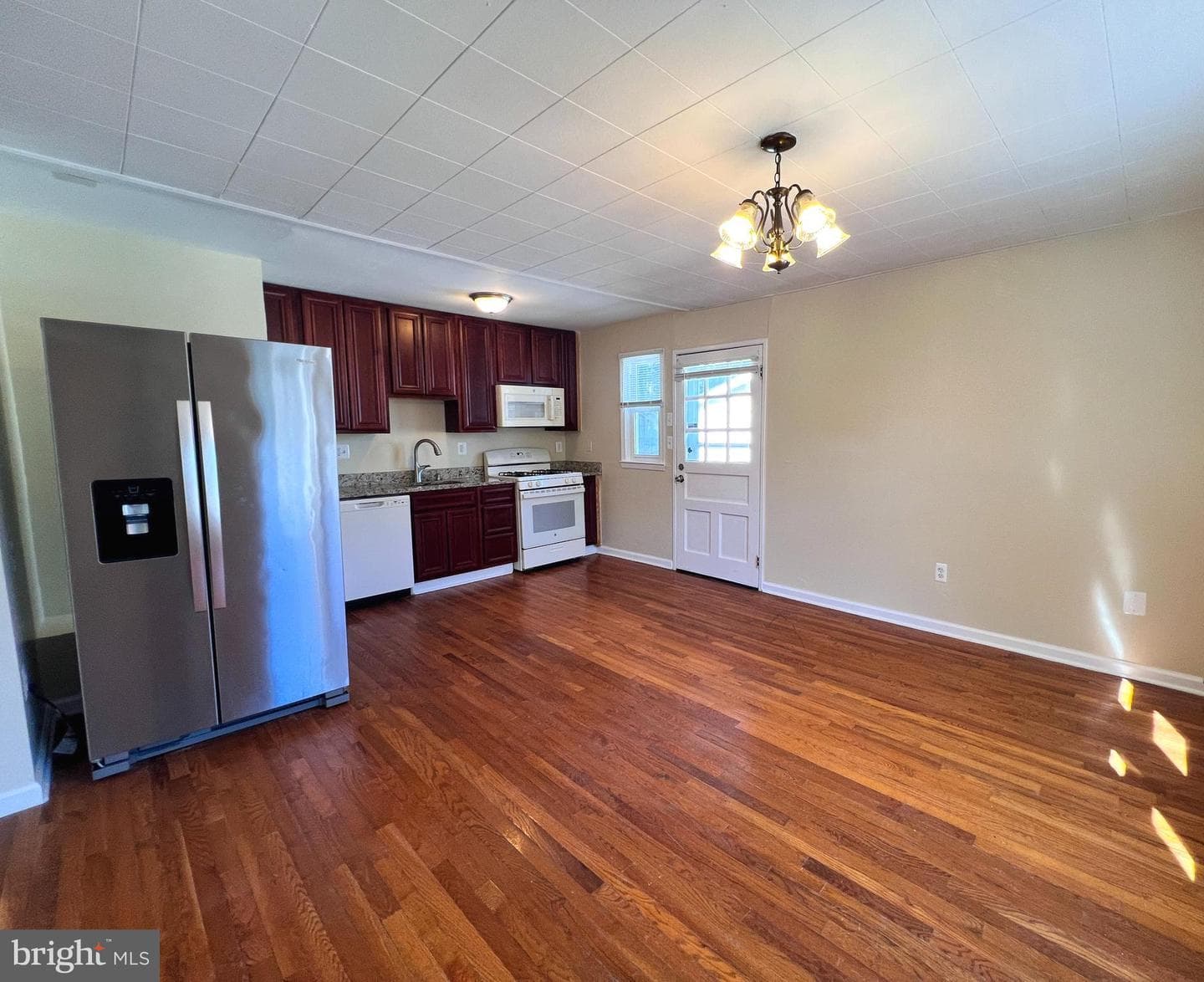1211 Nova Avenue photo 6