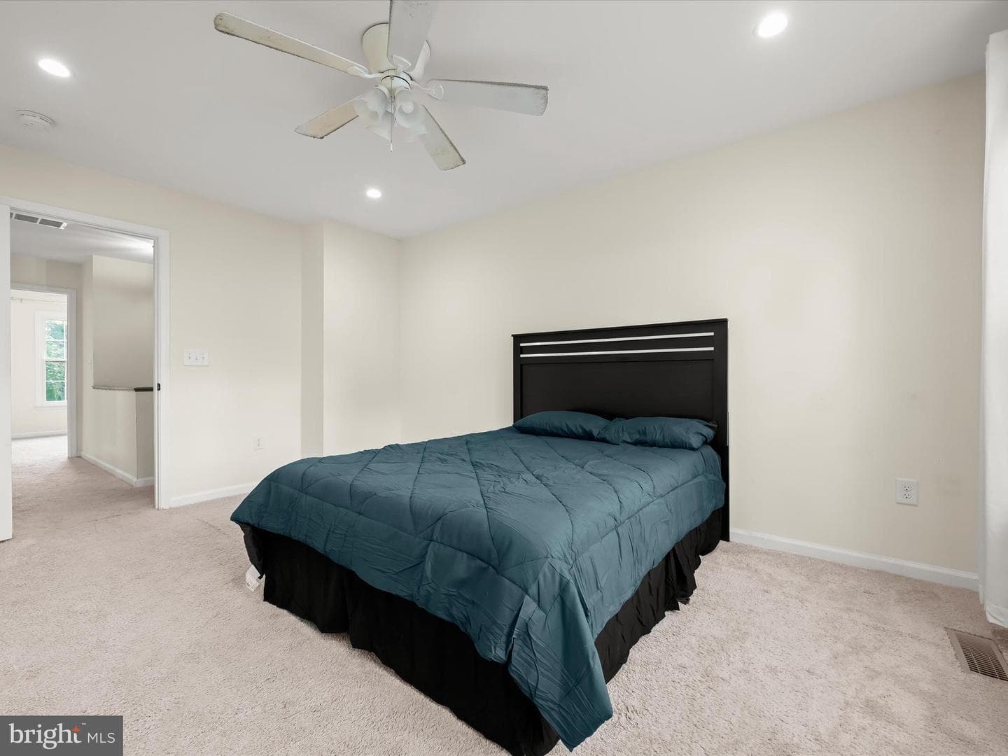 8806 Admiral Drive photo 26