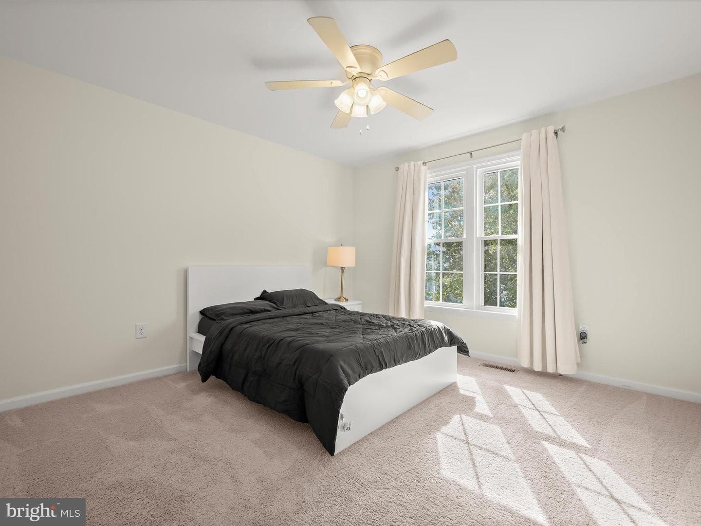 8806 Admiral Drive photo 31