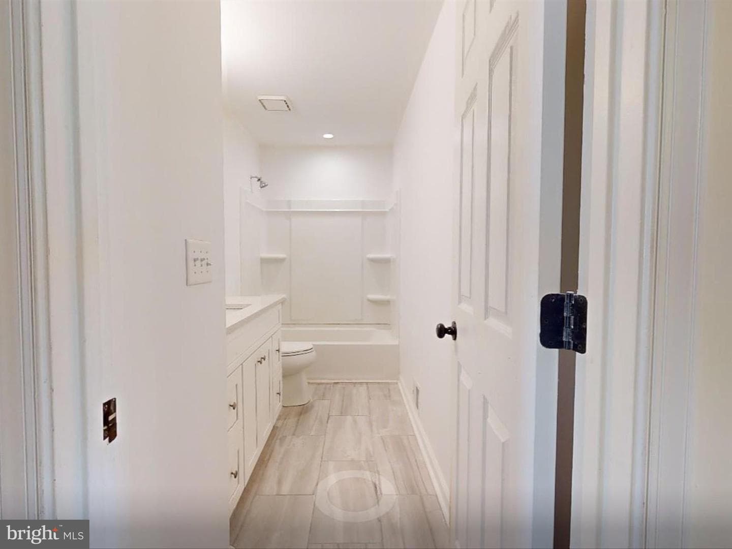 8806 Admiral Drive photo 35
