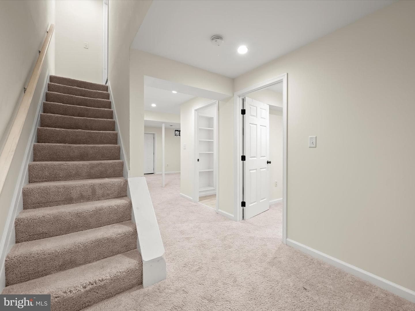 8806 Admiral Drive photo 36