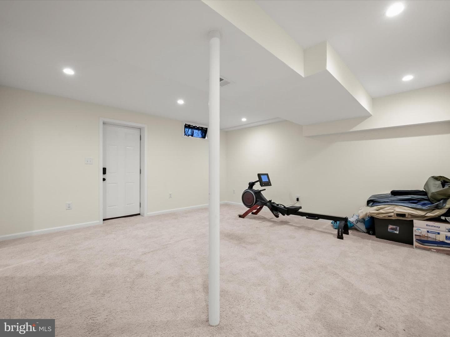 8806 Admiral Drive photo 37