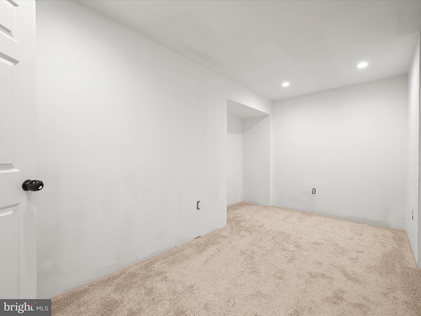 8806 Admiral Drive photo 44