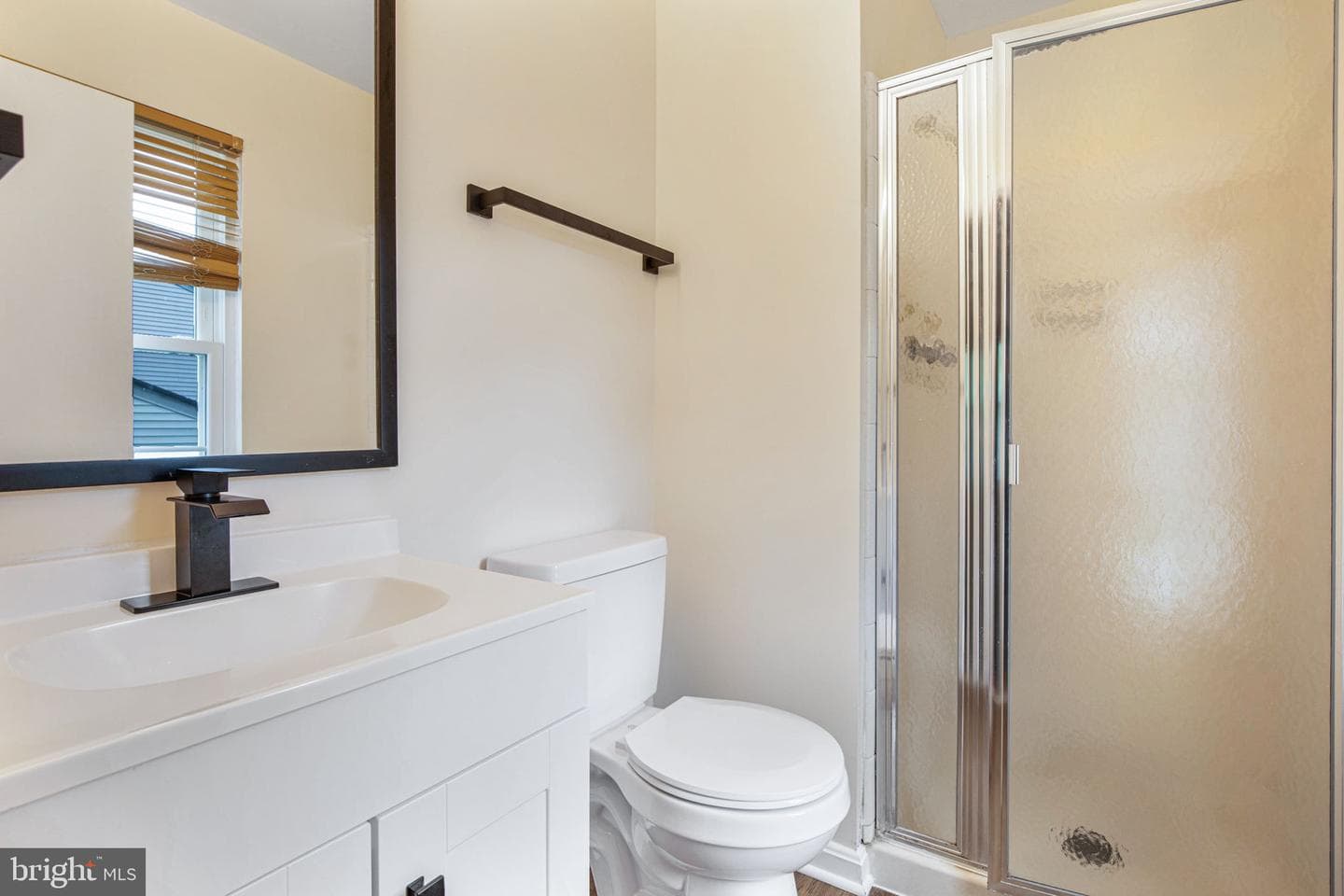 804 Cascade Drive photo 24