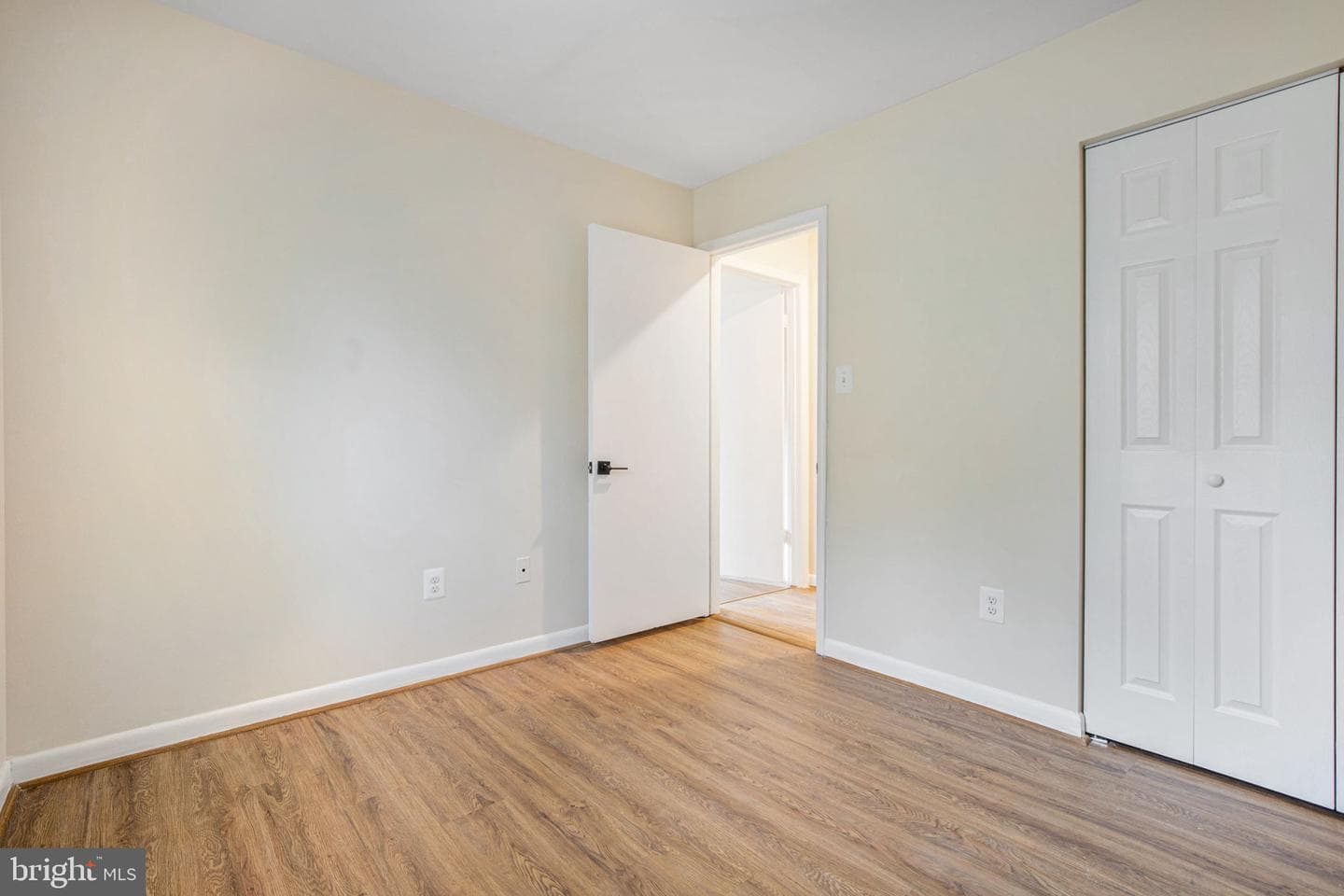 804 Cascade Drive photo 31