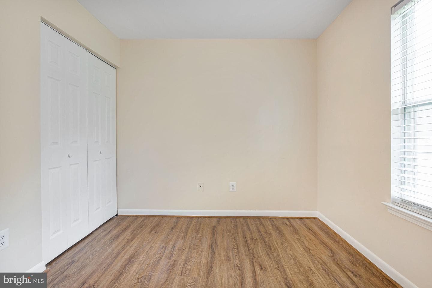 804 Cascade Drive photo 32