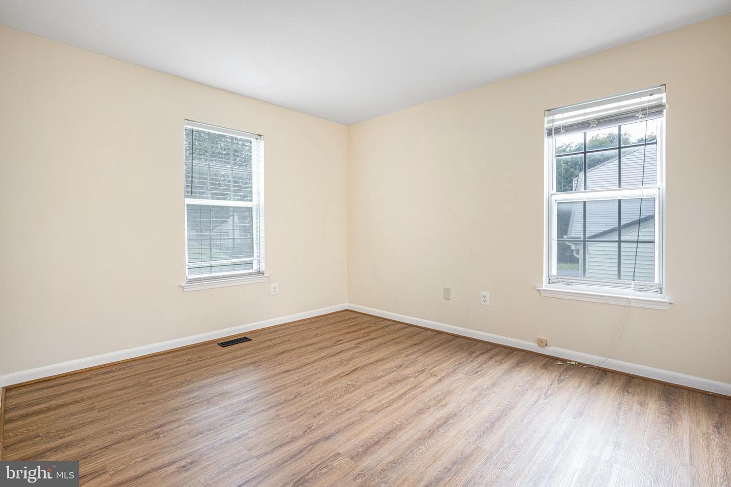 804 Cascade Drive photo 33