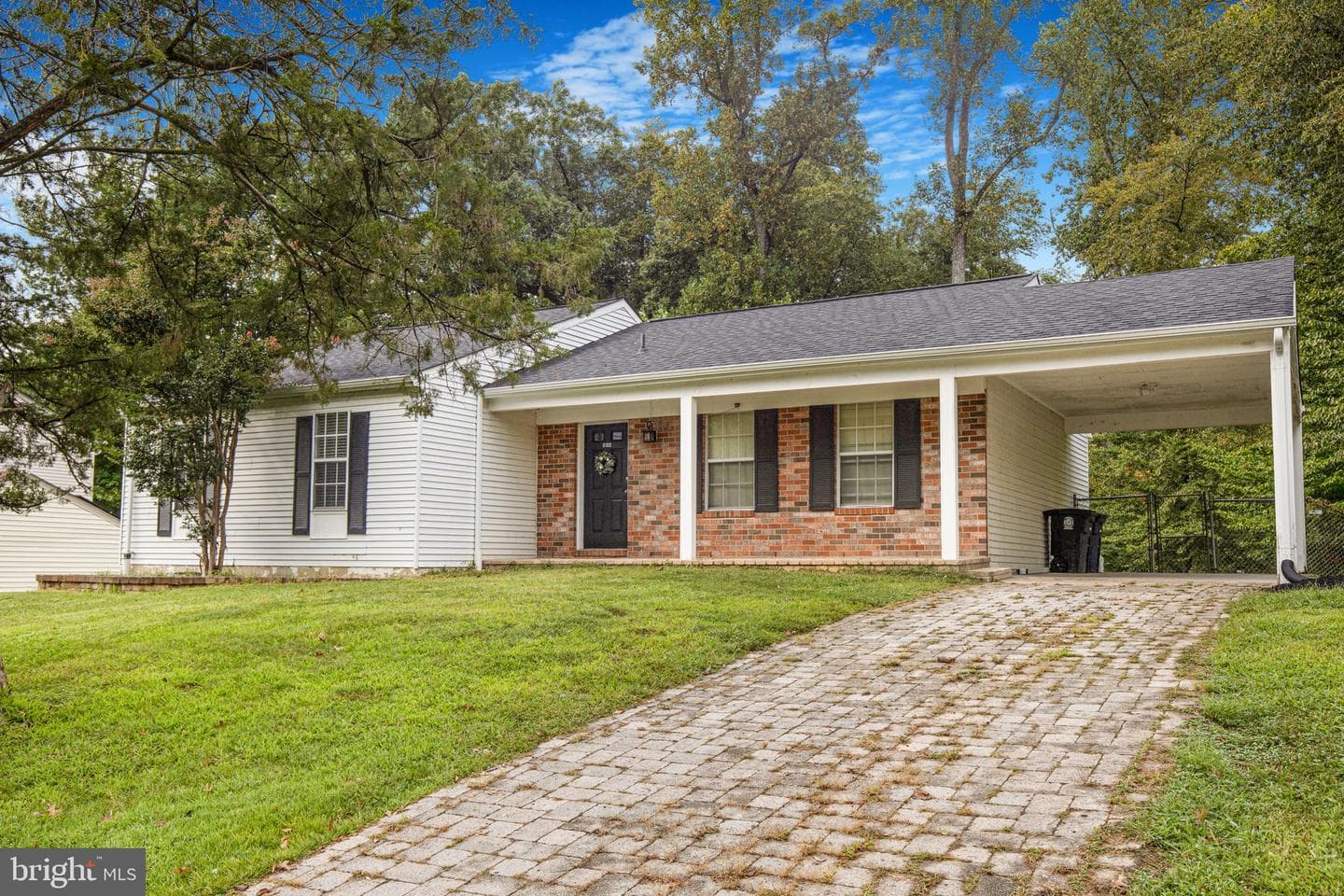 804 Cascade Drive photo 4