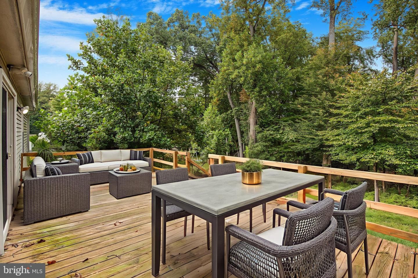 804 Cascade Drive photo 43