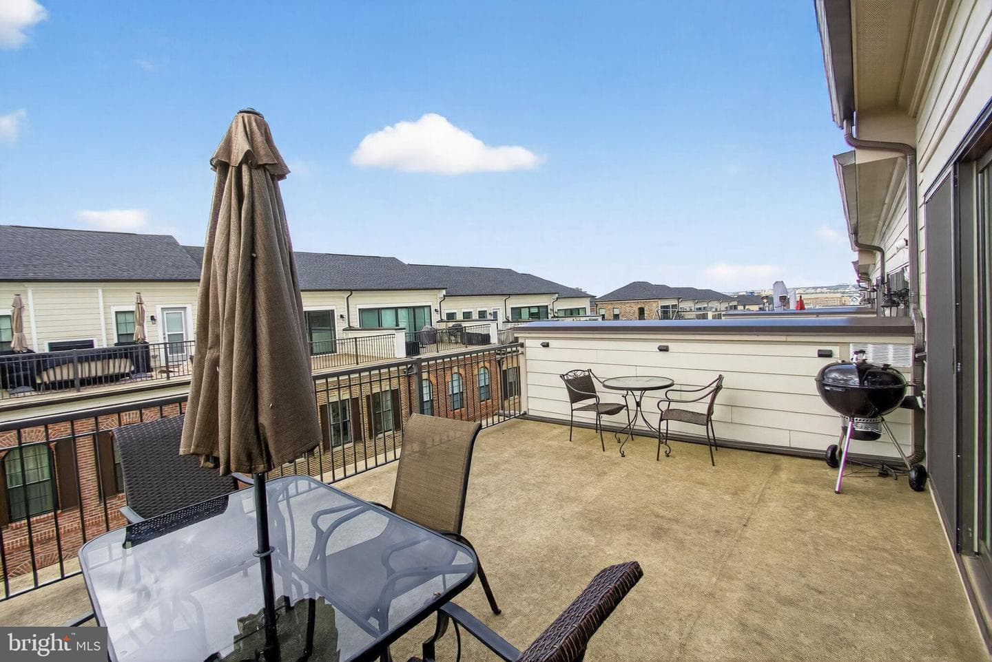625 Halsey Way photo 24