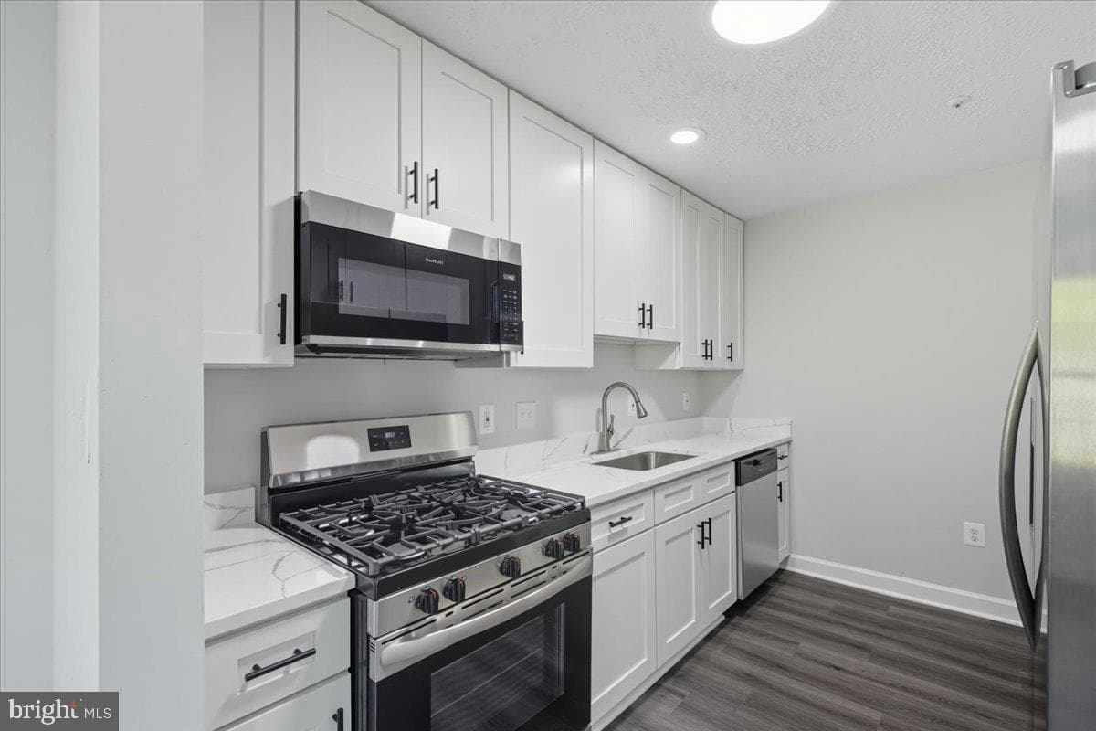 2337 Barkley Place photo 12