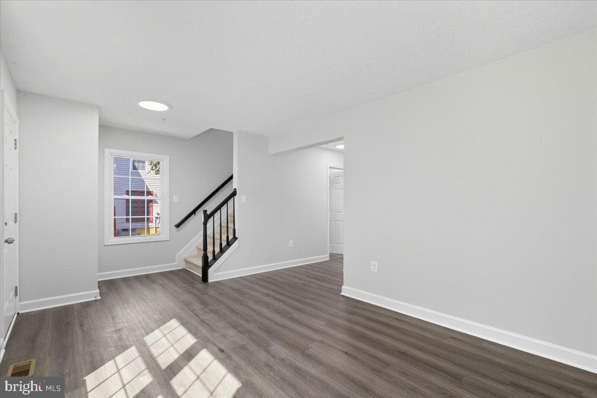2337 Barkley Place photo 7