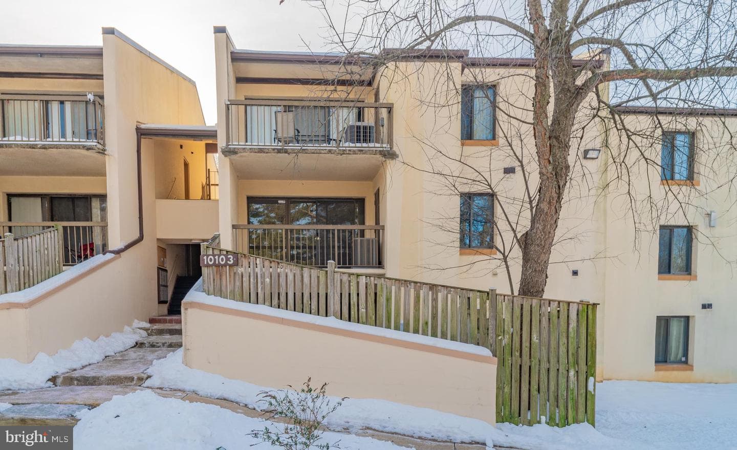 10127 Prince Place #403-11a photo 1