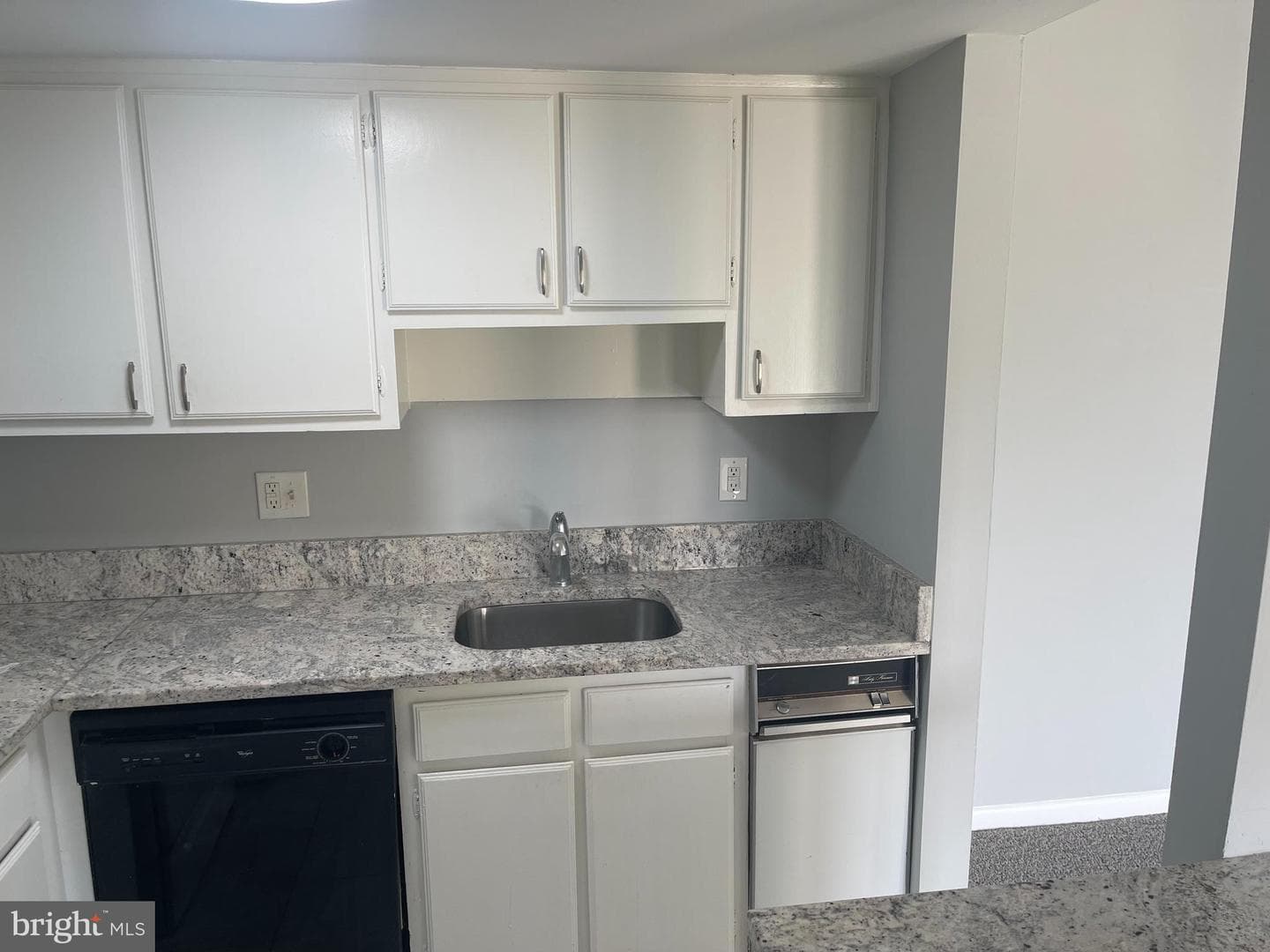 10127 Prince Place #403-11a photo 3