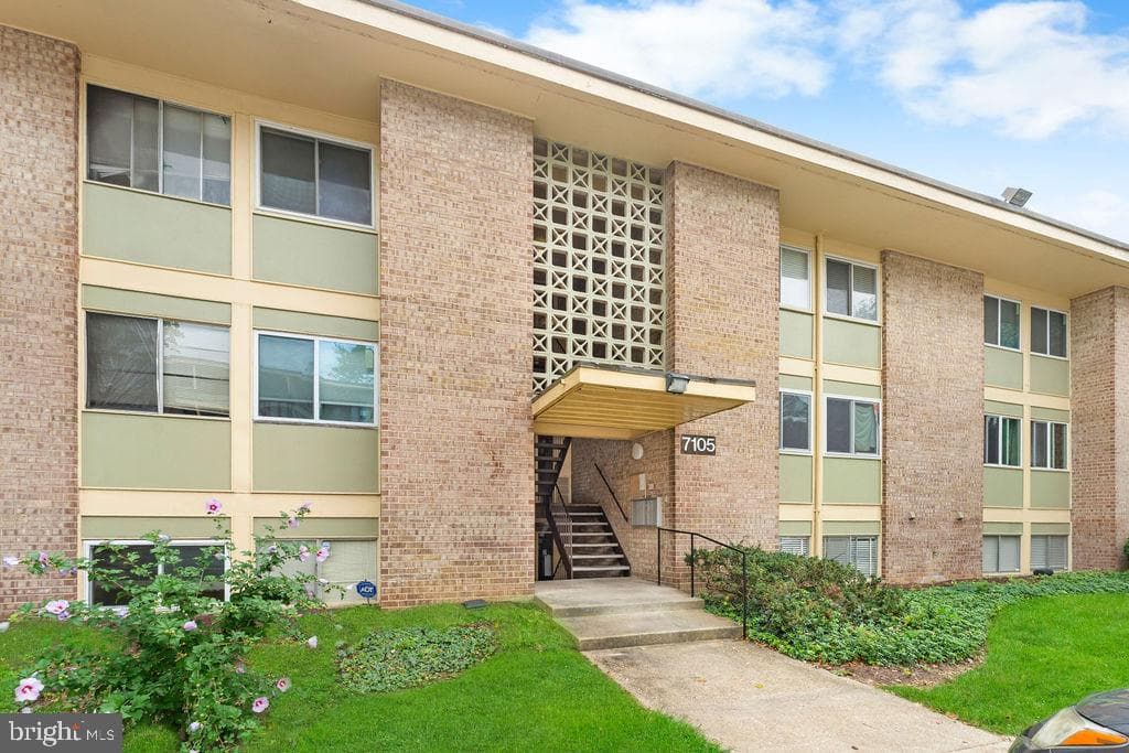 7105 Donnell Place photo 1