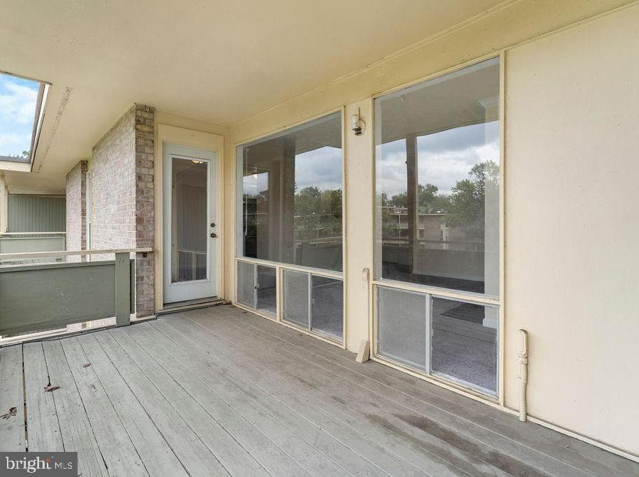 7105 Donnell Place photo 11