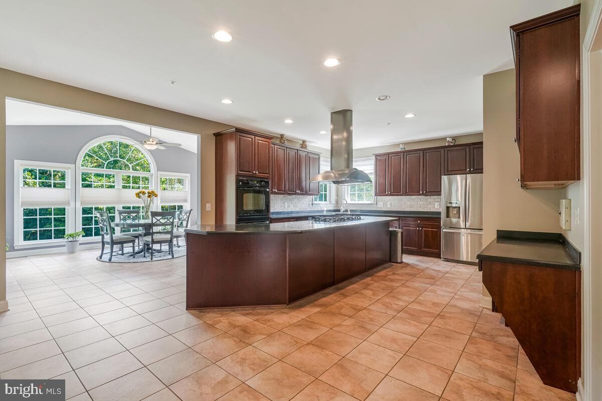 1308 Saint James Road photo 11