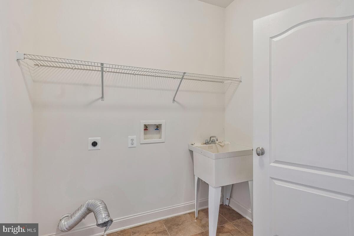 1308 Saint James Road photo 16