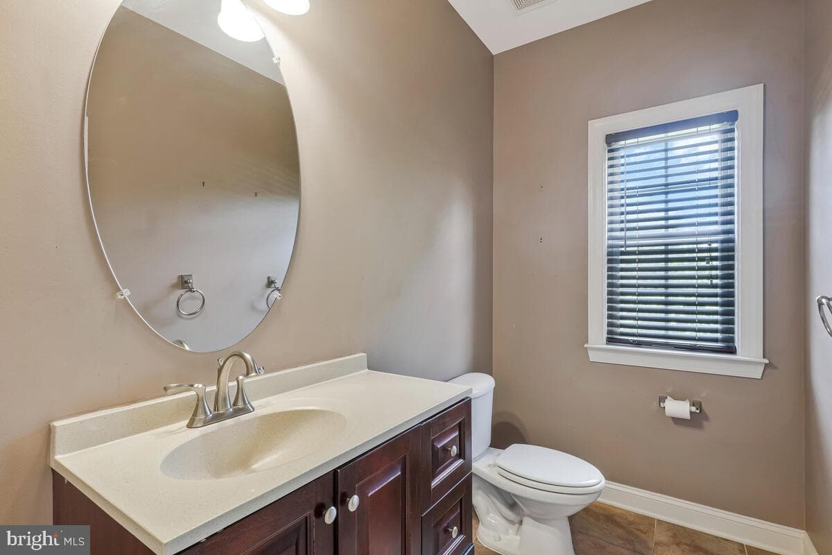 1308 Saint James Road photo 26