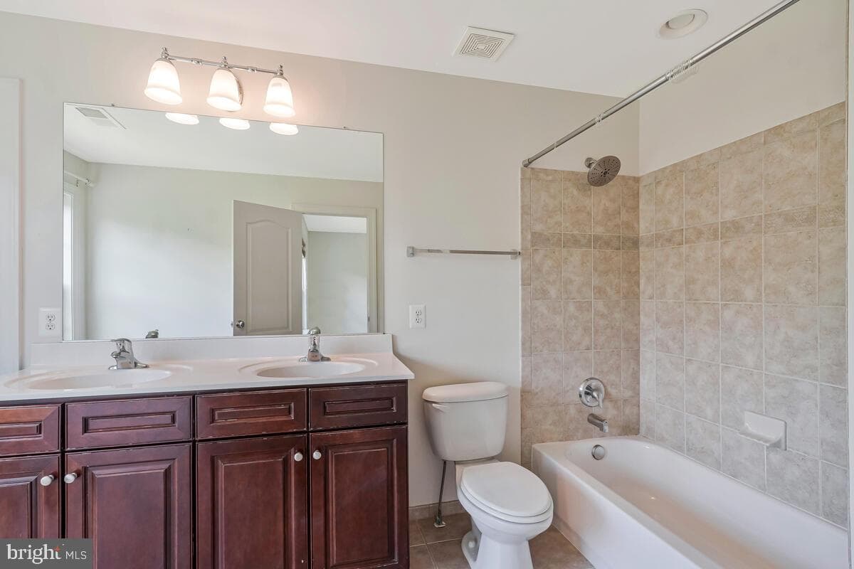 1308 Saint James Road photo 31