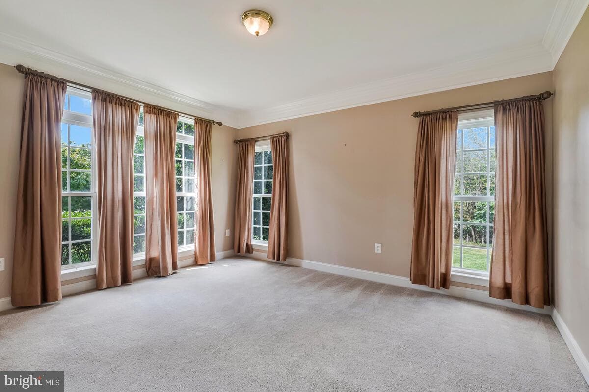1308 Saint James Road photo 7