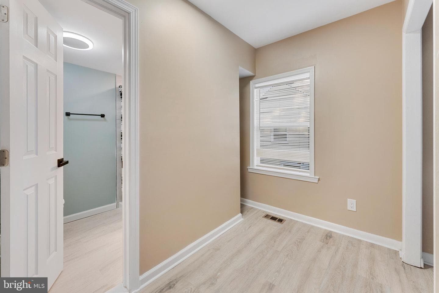 8205 Willow Street photo 13