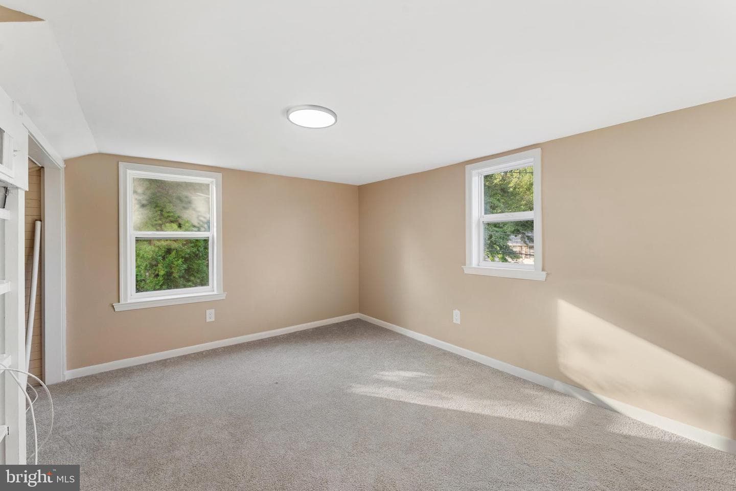 8205 Willow Street photo 19