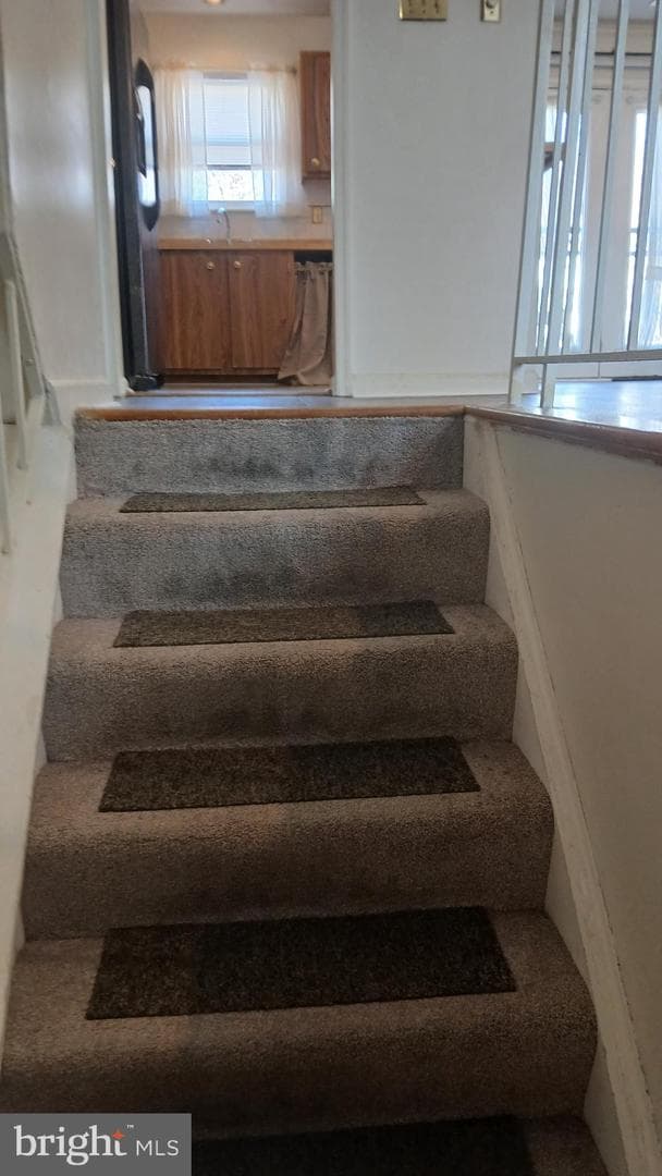 6208 Teaberry Way photo 2