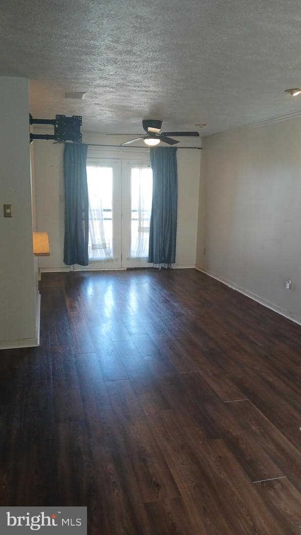 6208 Teaberry Way photo 4