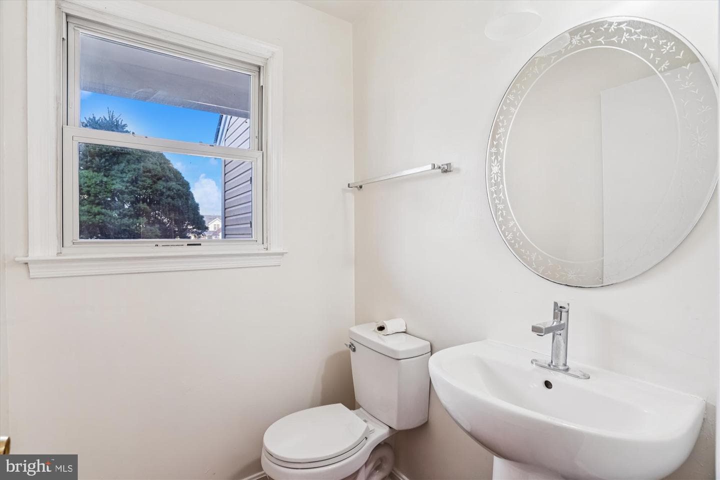 7607 Colony photo 12