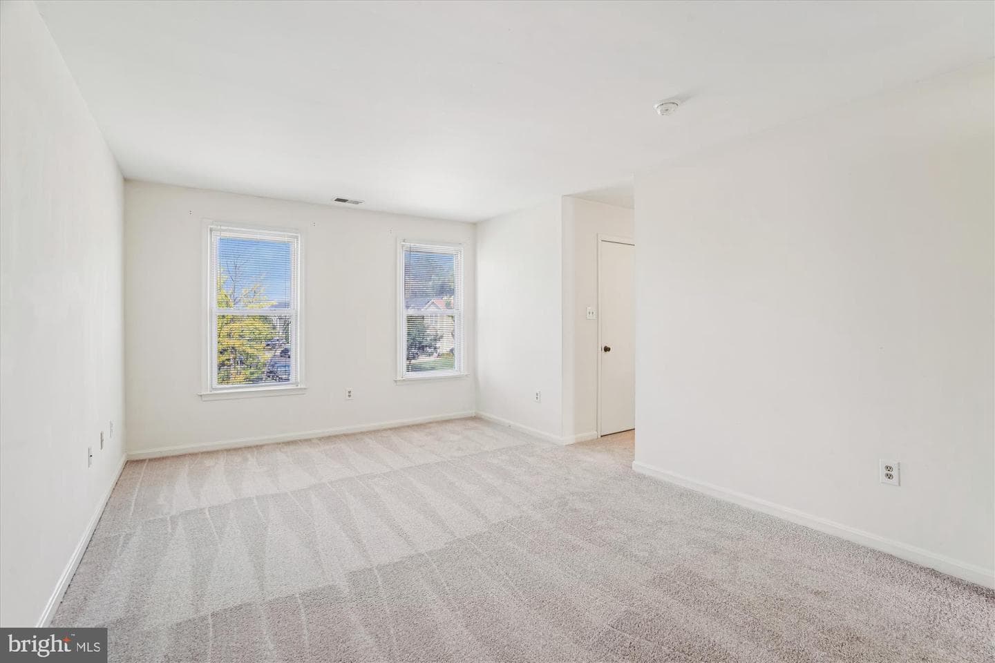 7607 Colony photo 16