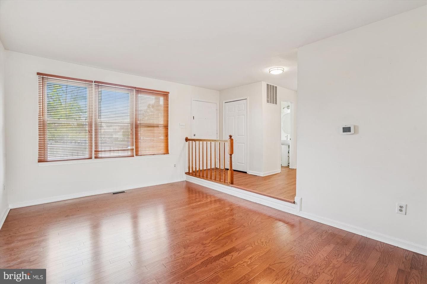 7607 Colony photo 4