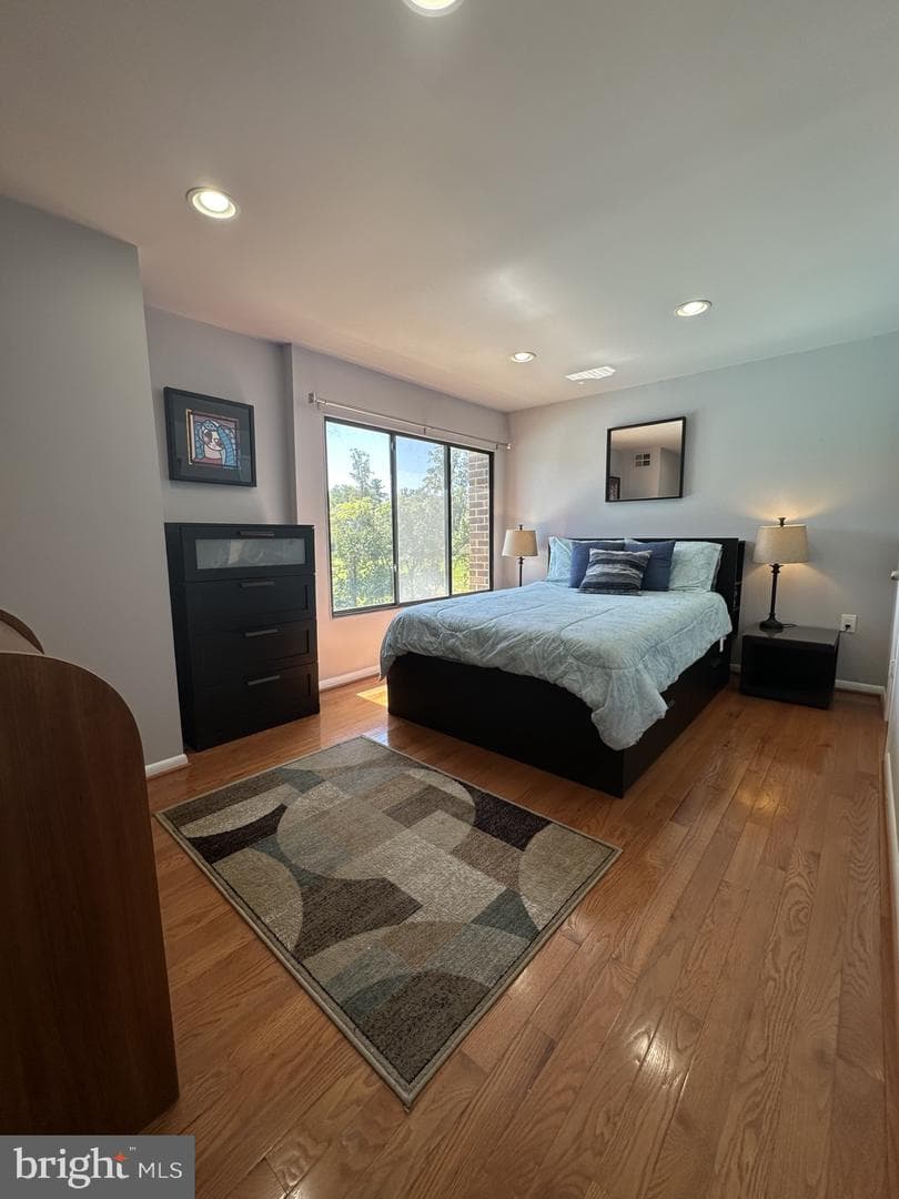 15702 Dorset Road #135 photo 18