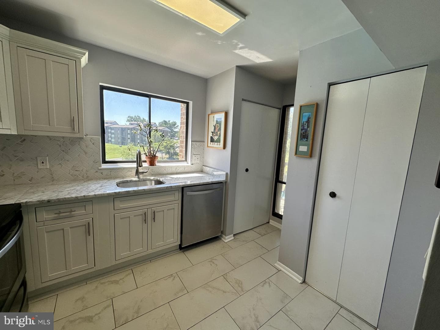 15702 Dorset Road #135 photo 7